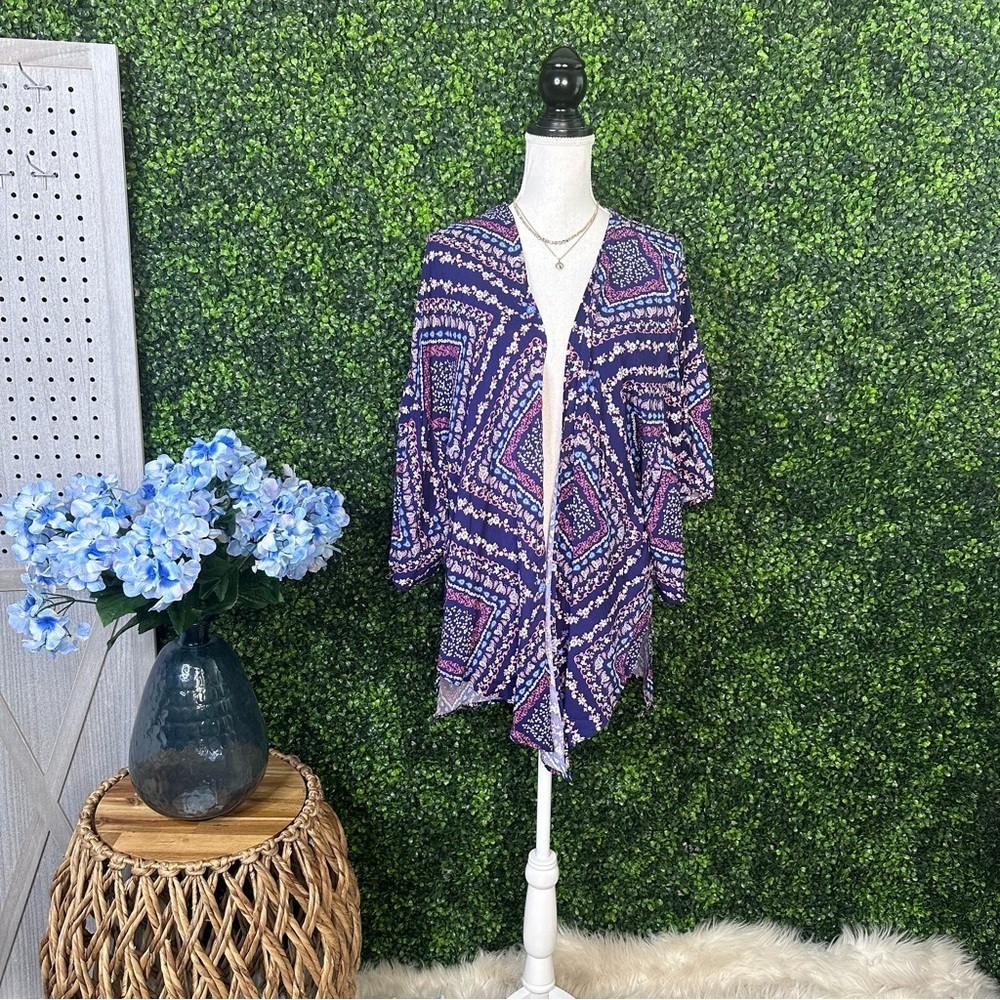 Blue kimono nwt‎